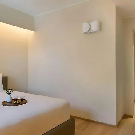 Sonder By Marriott Bonvoy Manzoni Apartments Torre Velasca Milan Exterior photo