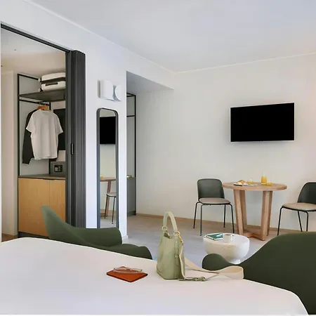 Sonder By Marriott Bonvoy Manzoni Apartments Torre Velasca Milan Exterior photo
