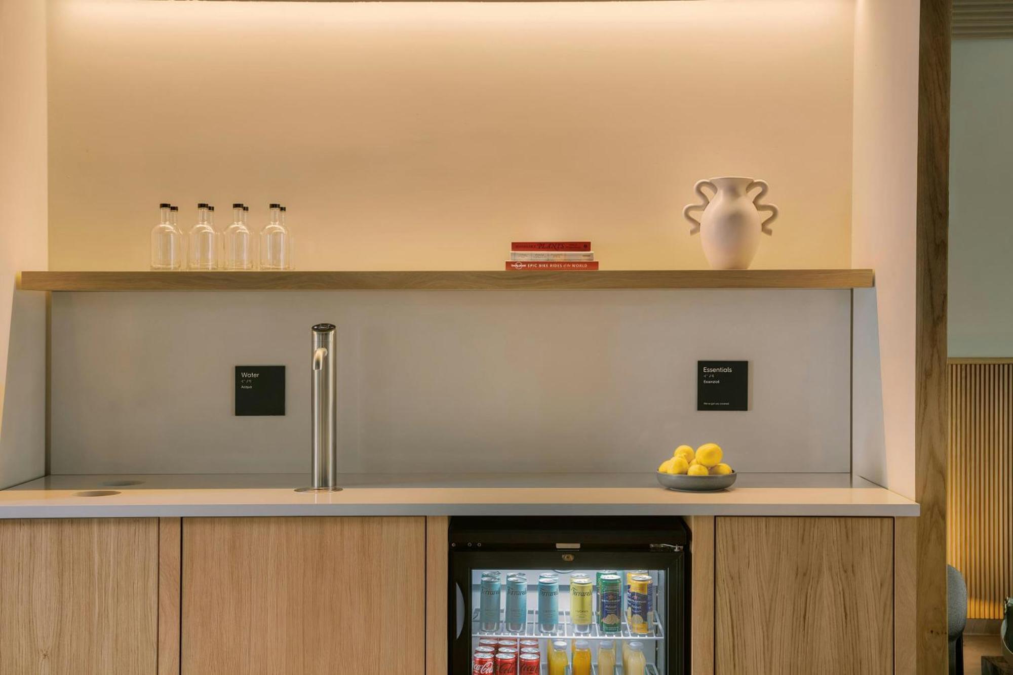 Sonder By Marriott Bonvoy Manzoni Torre Velasca Aparthotel Milaan